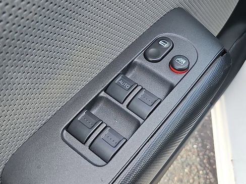 Used 2007 Honda Fit image 16