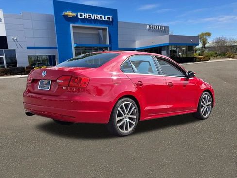 Used 2014 Volkswagen Jetta SE FWD image 25