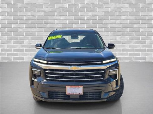 Certified 2026 Chevrolet Traverse High Country w/ LPO, Floor Liner Package AWD/4WD image 2