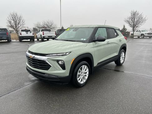 New 2026 Chevrolet TrailBlazer LS image 3