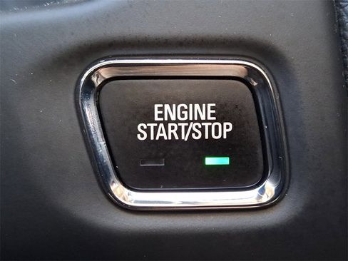 Certified 2023 GMC Acadia SLE w/ Driver Convenience Package image 28