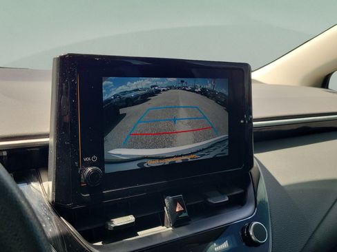 Used 2023 Toyota Corolla LE FWD image 28