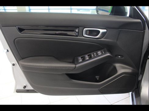 Certified 2024 Honda Civic Touring image 15