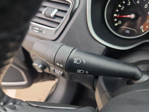 Used 2019 Jeep Compass Altitude image 26