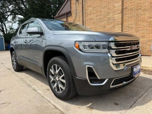 Used 2022 GMC Acadia SLE w/ Driver Convenience Package AWD/4WD image 4