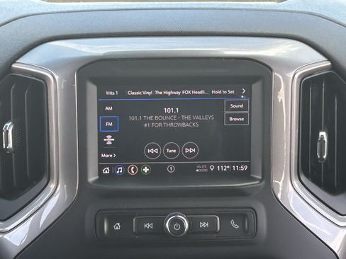 Used 2023 Chevrolet Silverado 1500 Custom RWD image 18
