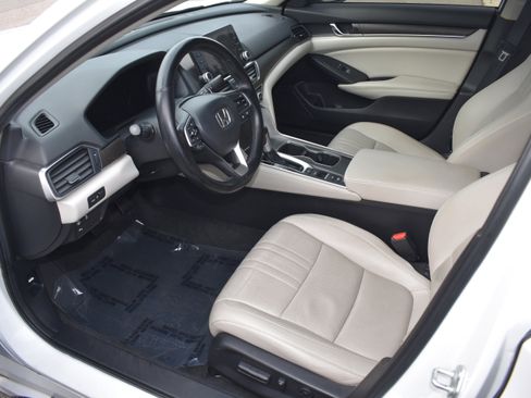 Certified 2021 Honda Accord EX-L image 12