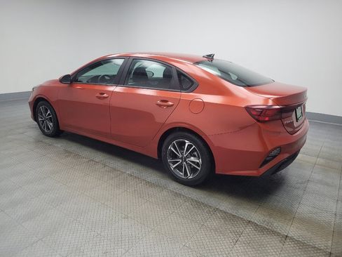 Used 2022 Kia Forte LXS FWD image 3