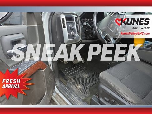 Used 2017 GMC Sierra 1500 SLE w/ SLE Value Package AWD/4WD image 7