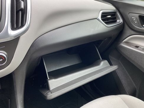 Used 2021 Chevrolet Equinox LS w/ LS Convenience Package FWD image 28