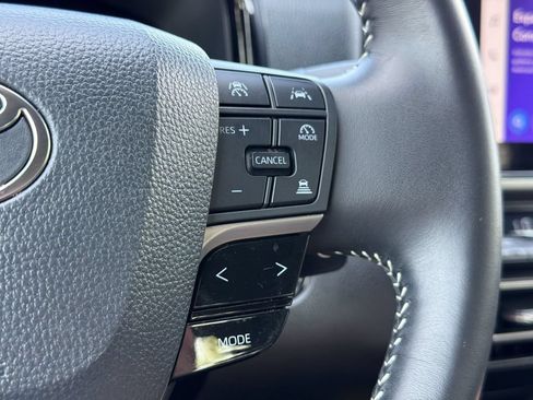 Used 2026 Toyota Camry SE FWD image 21