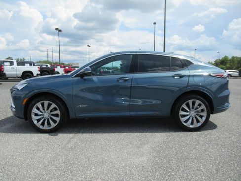 Used 2025 Buick Envista Avenir FWD image 4