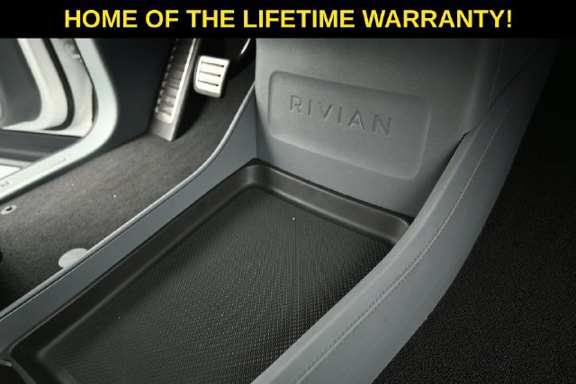 Used 2025 Rivian R1S Premium Dual AWD/4WD image 53