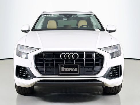 Used 2023 Audi Q8 Premium w/ Convenience Package AWD/4WD image 2