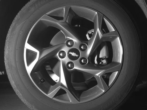 Used 2025 Chevrolet Trax LT FWD image 13