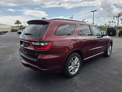 Used 2024 Dodge Durango GT RWD image 12