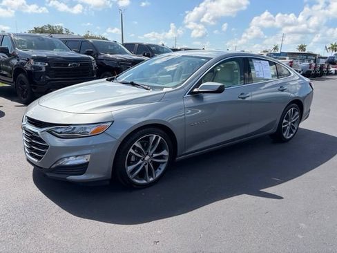 Used 2024 Chevrolet Malibu LT FWD image 3