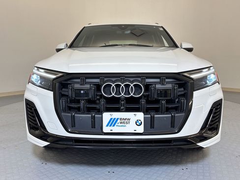 Used 2025 Audi Q7 2.0T Premium w/ Convenience Package image 6