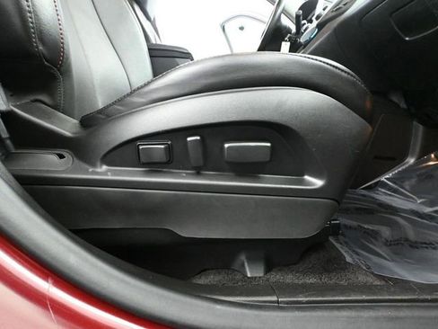 Used 2016 Chevrolet Equinox LTZ w/ Enhanced Convenience Package image 48