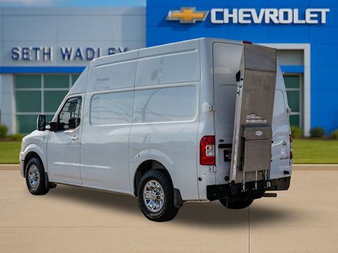 Used 2020 Nissan NV 3500 SL RWD image 5