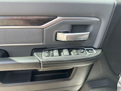 Used 2023 RAM 2500 Big Horn w/ Cold Weather Group image 21