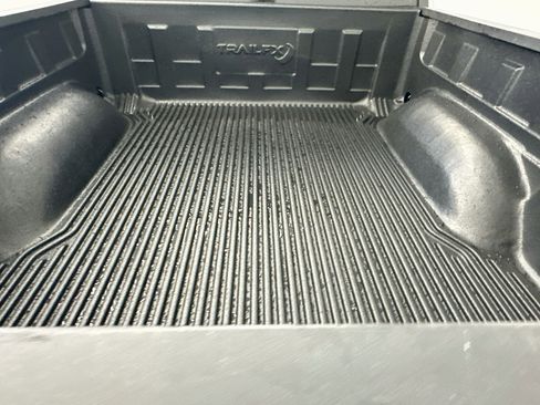 Used 2024 RAM 1500 Warlock AWD/4WD image 30