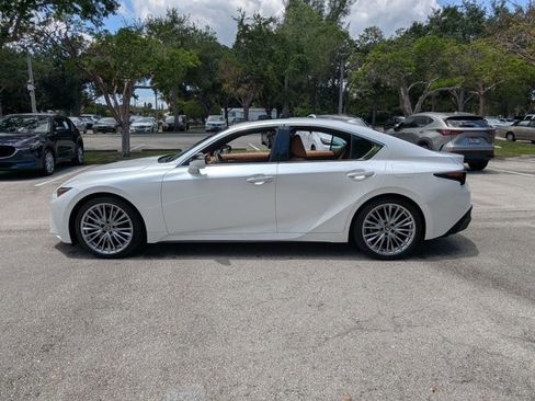 Used 2023 Lexus IS 300 w/ Premium Package RWD image 5