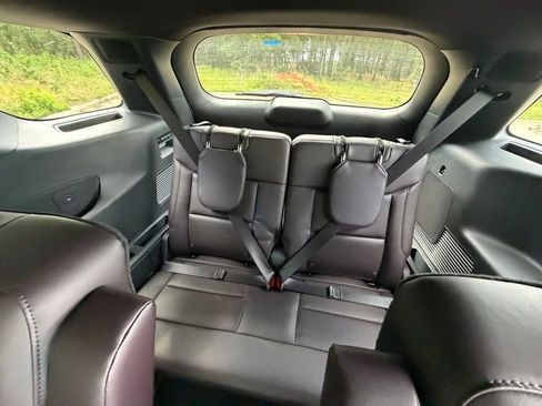 New 2026 Ford Explorer Platinum RWD image 32