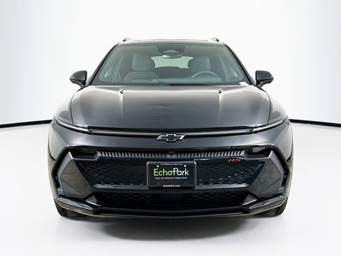 Used 2025 Chevrolet Equinox EV RS FWD image 2