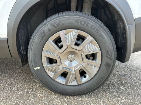 New 2026 Nissan Kicks S FWD image 19