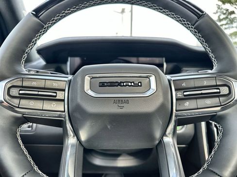 New 2026 GMC Acadia Denali Ultimate FWD image 33