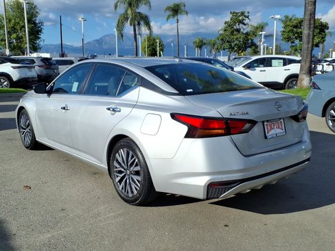 Certified 2024 Nissan Altima 2.5 SV image 25