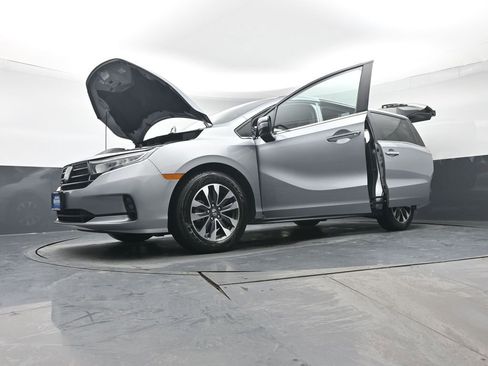 Used 2024 Honda Odyssey EX-L image 49