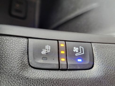 Used 2019 GMC Acadia Denali w/ LPO, Floor Liner Package image 19