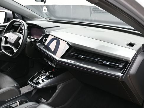Used 2024 Audi Q4 e-tron Premium Plus w/ Premium Plus AWD/4WD image 35