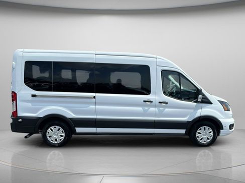 Used 2024 Ford Transit 350 XLT RWD image 4