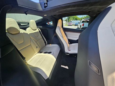 Used 2023 Tesla Model X AWD/4WD image 73
