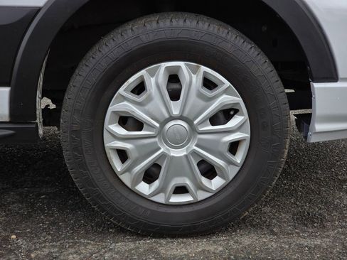 Used 2021 Ford Transit 350 XLT image 9