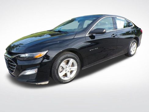 Used 2024 Chevrolet Malibu LS FWD image 2