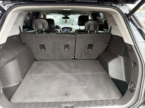 Used 2020 GMC Terrain SLT w/ Preferred Package FWD image 10