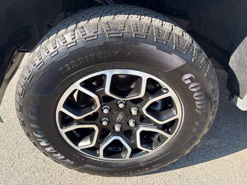 Used 2018 Ford F150 XLT w/ Equipment Group 302A Luxury image 8