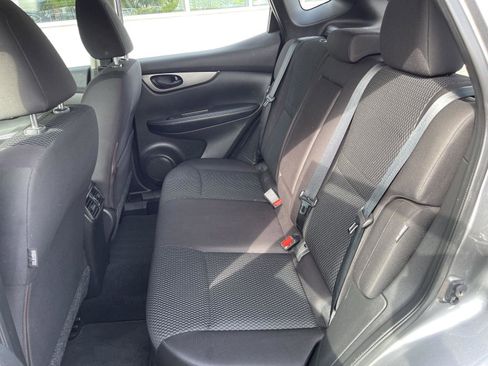 Used 2020 Nissan Rogue Sport S FWD image 30