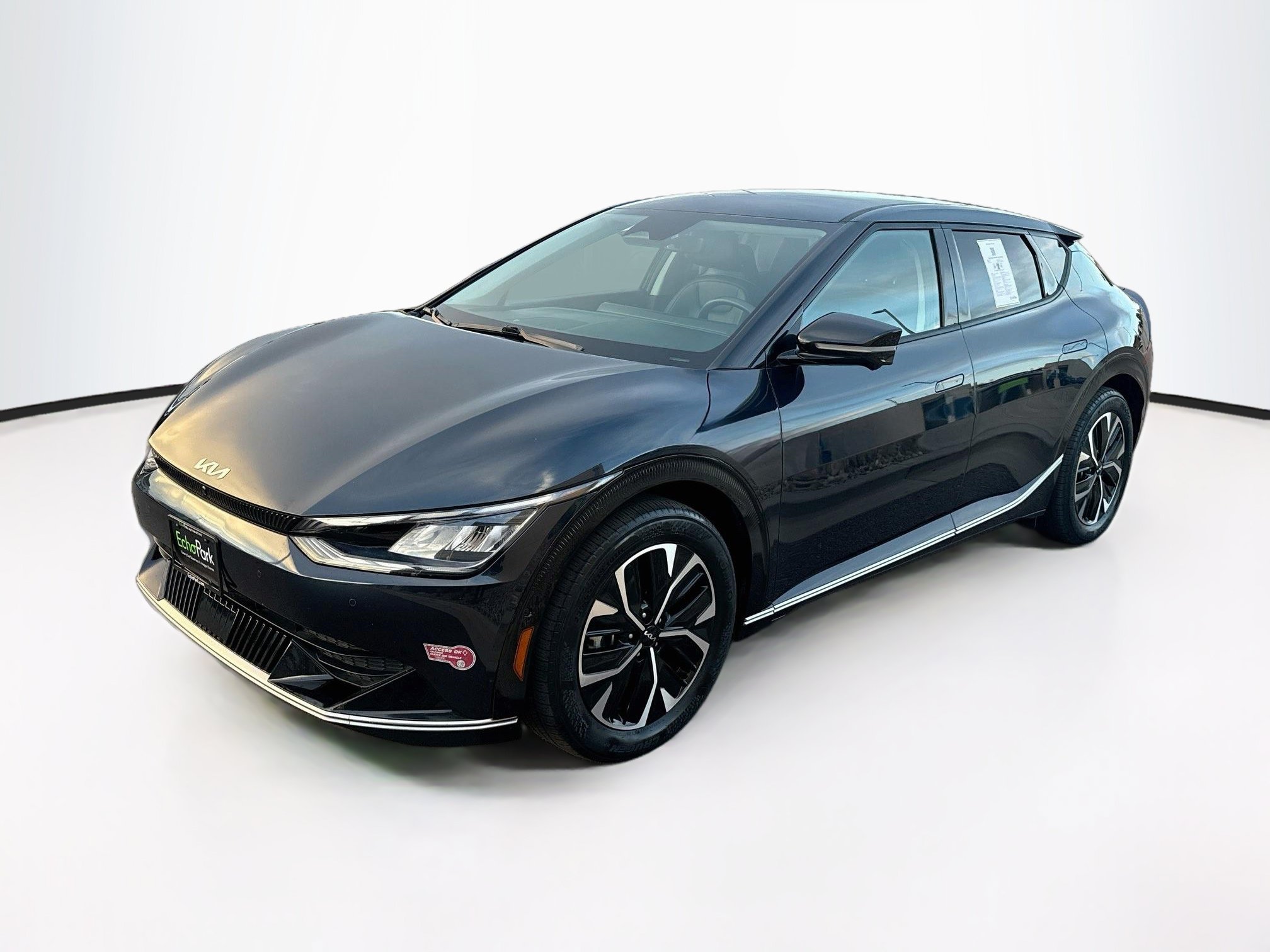 Used 2023 Kia EV6 Wind w/ Wind Technology Package AWD/4WD image 3