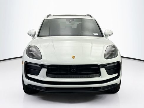 Used 2026 Porsche Macan AWD/4WD image 10