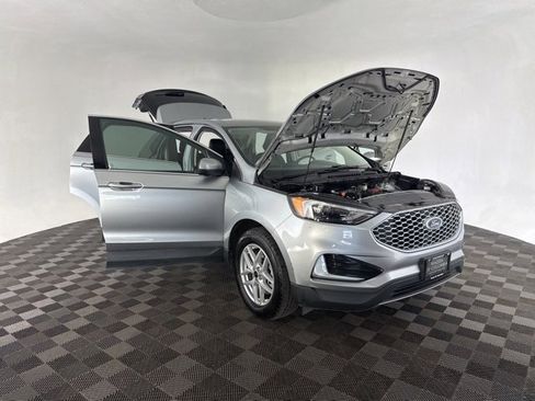 Used 2024 Ford Edge SEL image 18