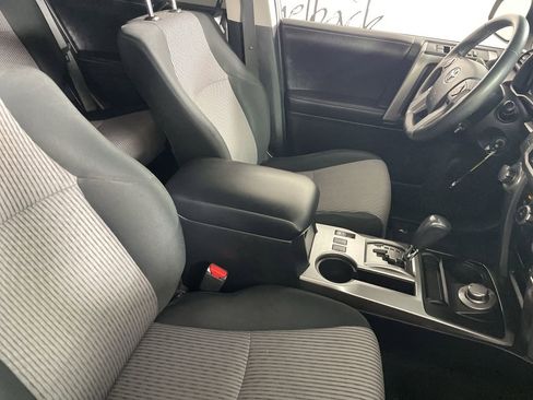 Used 2017 Toyota 4Runner SR5 image 25