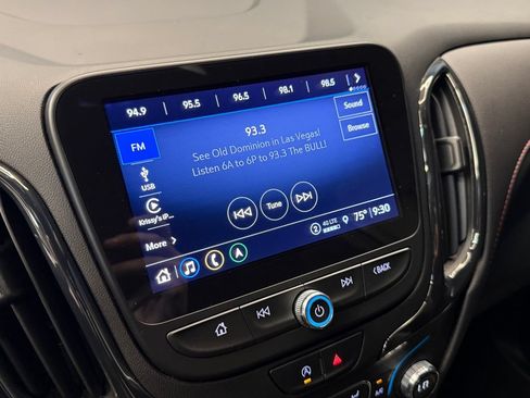 Used 2022 Chevrolet Equinox RS w/ Infotainment Package AWD/4WD image 13