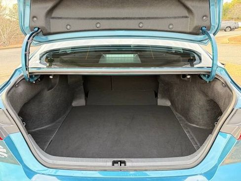 Used 2025 Toyota Camry SE w/ Convenience Package image 32