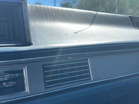 Used 1990 Oldsmobile 88 Royale Brougham image 30