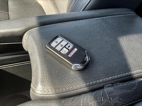 Used 2017 Honda Civic Sport Touring image 38